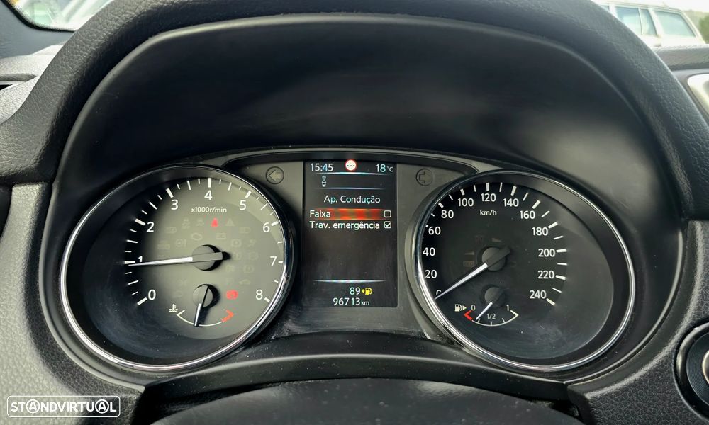 Nissan Qashqai 1.2 DIG-T N-Vision - 17