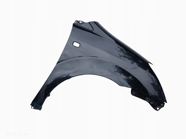 BŁOTNIK PRZÓD PRZEDNI PRAWY TOYOTA COROLLA VERSO II 04-09r. CZARNY