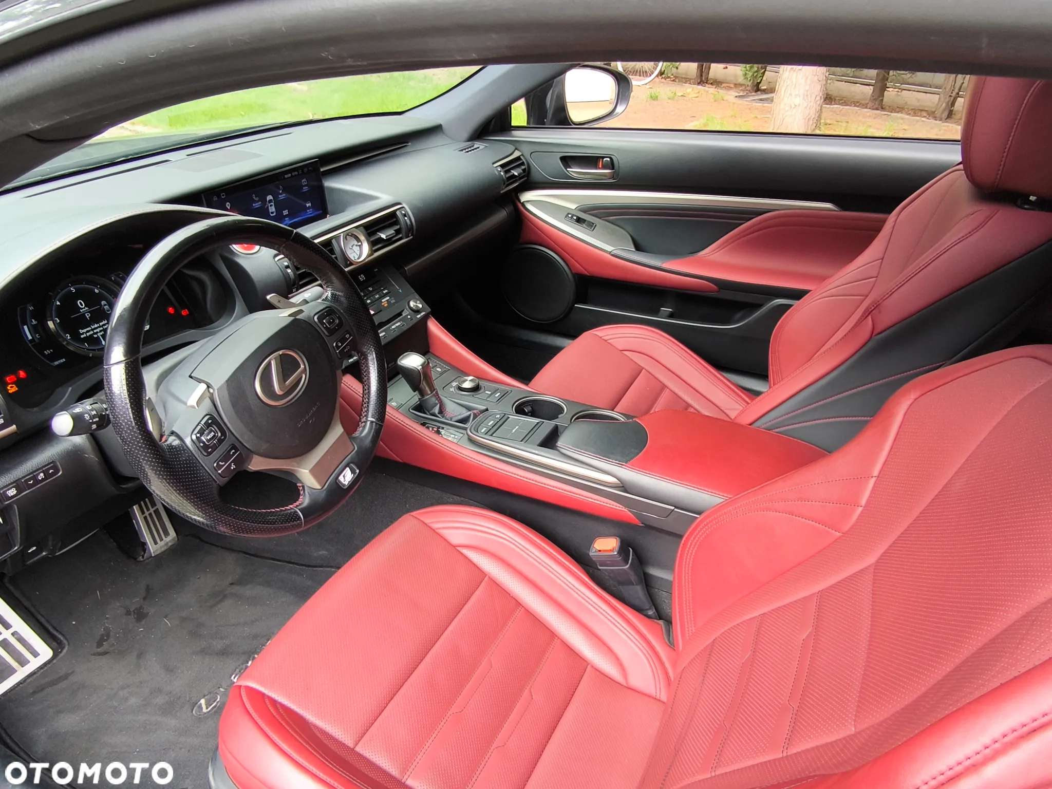 Lexus RC - 24