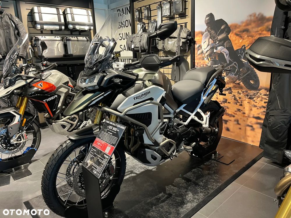 Triumph Tiger - 3
