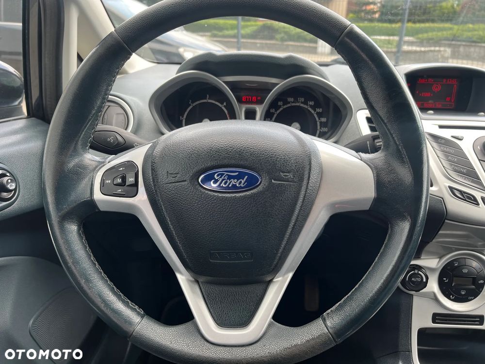 Ford Fiesta 1.6 TDCi Titanium X - 26