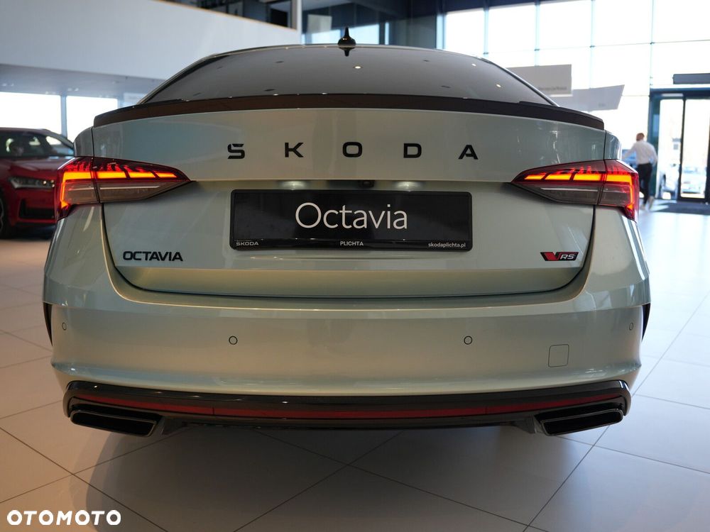 Skoda Octavia 2.0 TSI RS DSG - 14