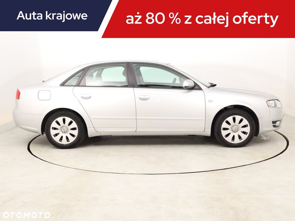 Audi A4 Limousine - 8