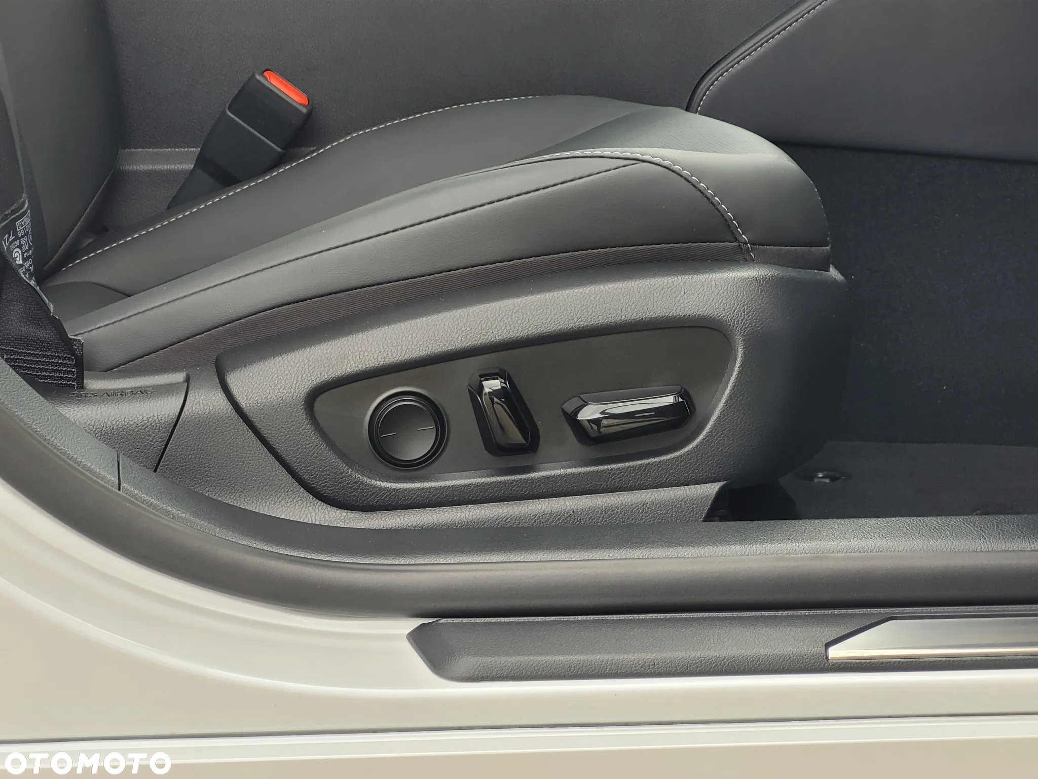 Lexus ES - 15