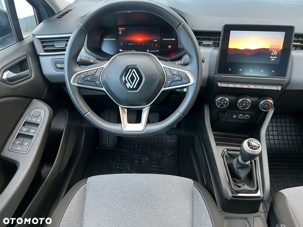 Renault Clio 1.0 TCe Evolution - 10