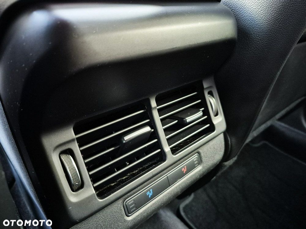 Land Rover Range Rover Evoque - 32