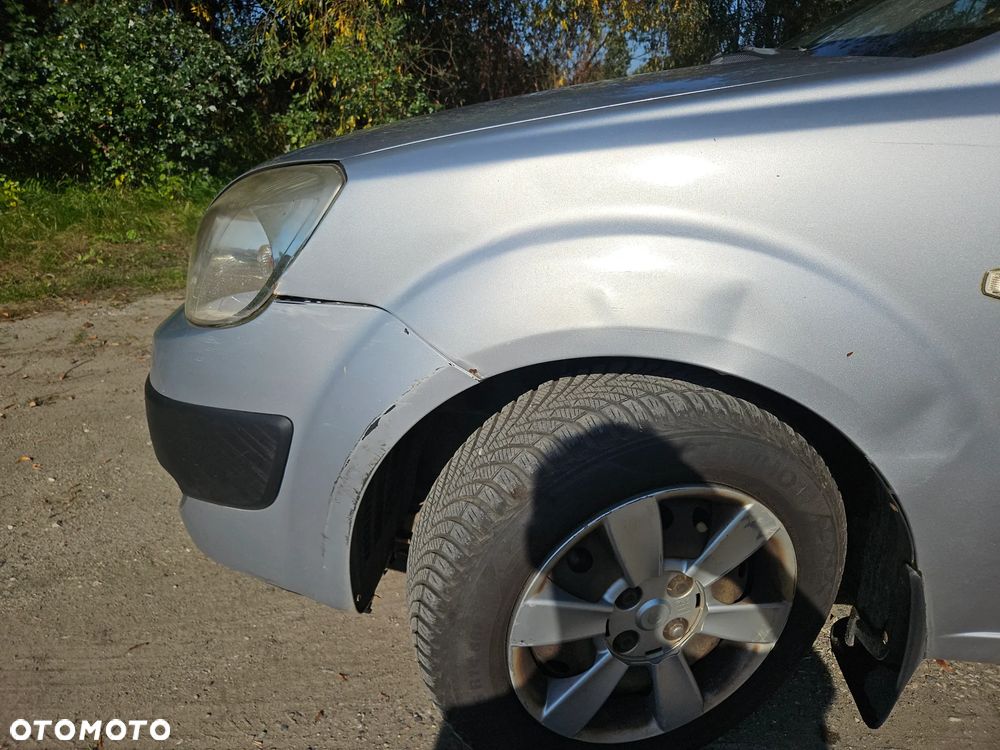Kia Rio - 16