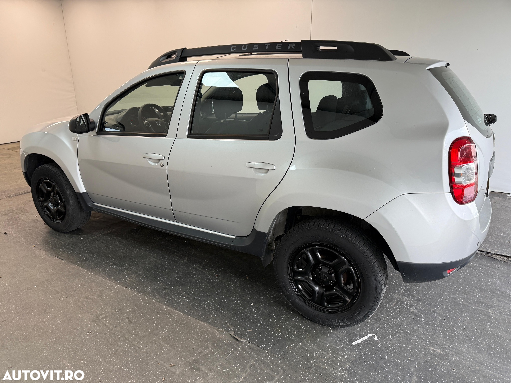 Dacia Duster 1.5 dCi 4x4 SL Connected by Orange - 6