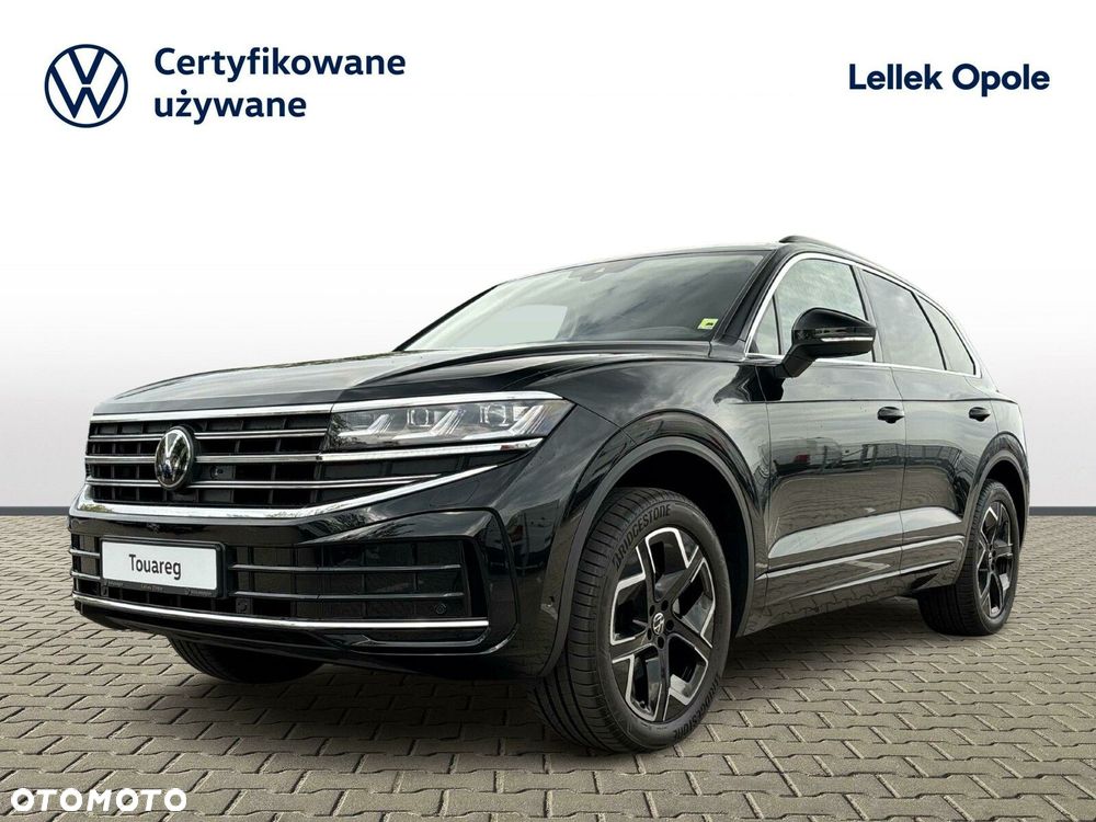 Volkswagen Touareg - 1