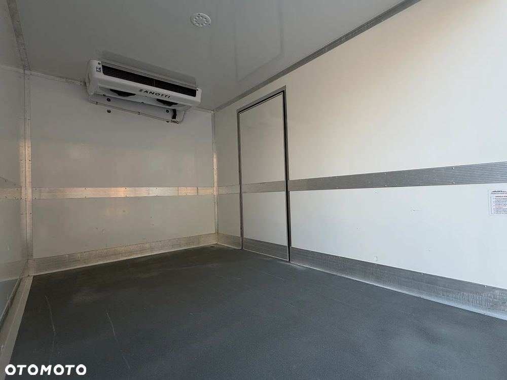 Renault Master Chłodnia Izoterma 6Epalet / Agregat Zanotti / Zabudowa MRauto / Salon PL / Po przeglądzie / FV23% - 25