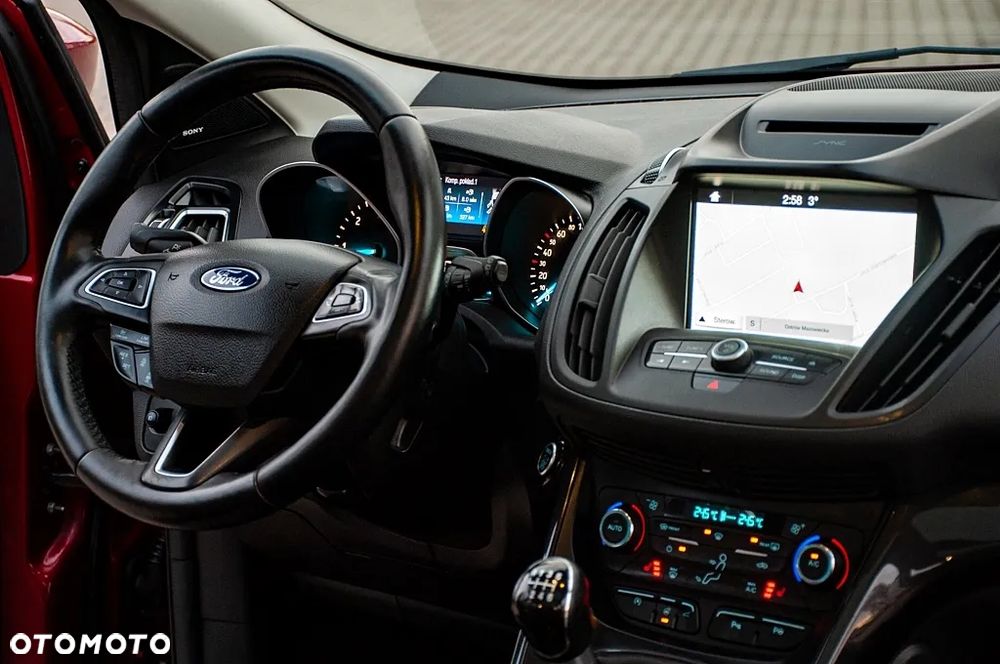 Ford Kuga 2.0 TDCi 4WD Titanium Plus - 29