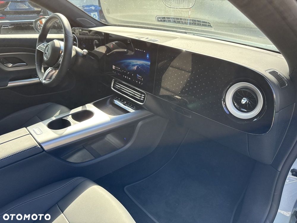 Mercedes-Benz CLA - 18