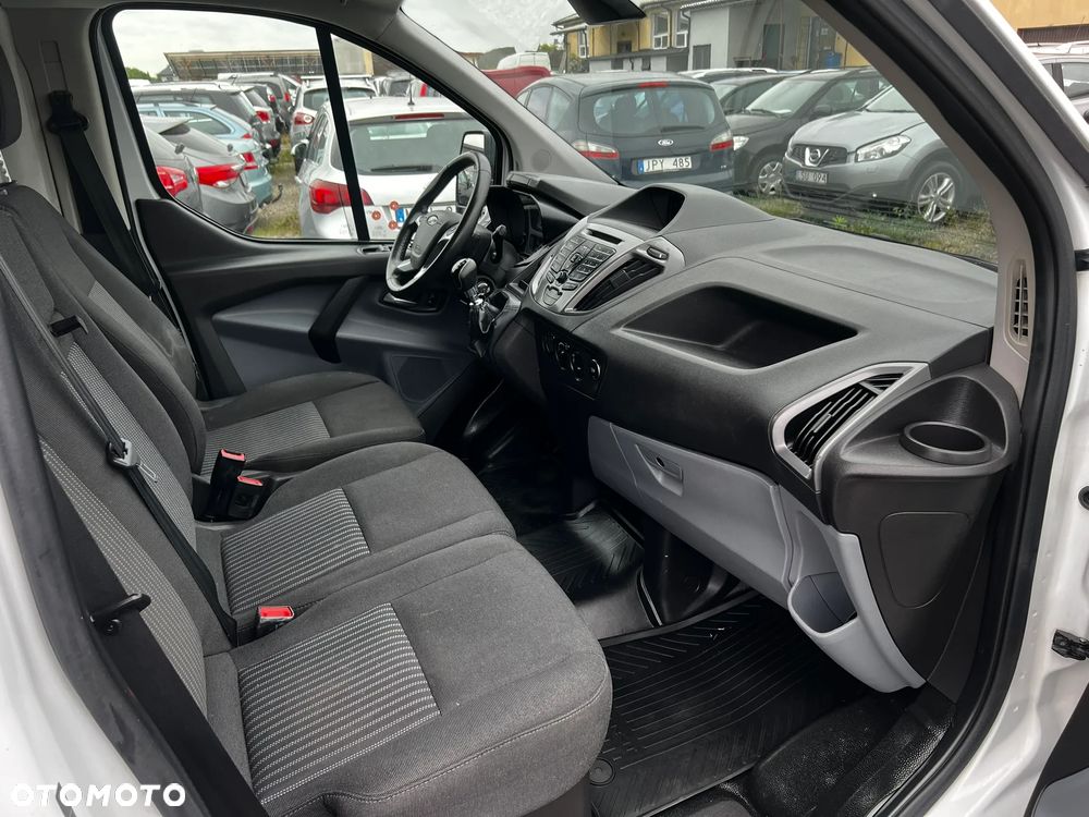 Ford Transit Custom - 8