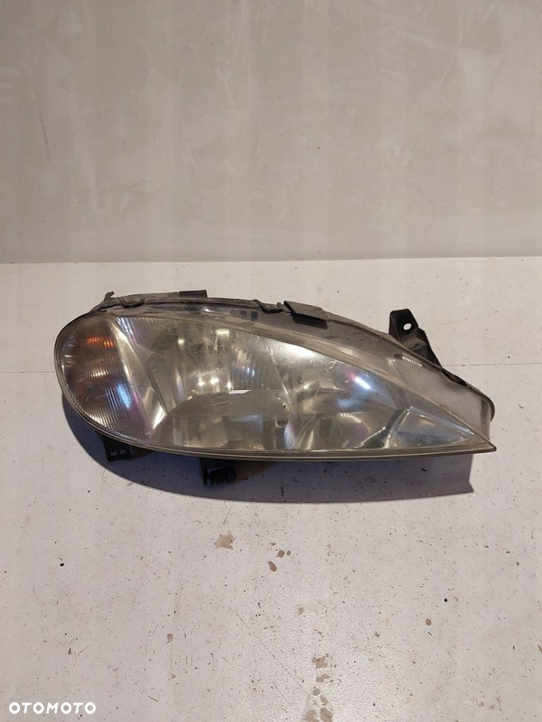 Prawa lampa przednia przód reflektor prawy renault megane I 1 lift