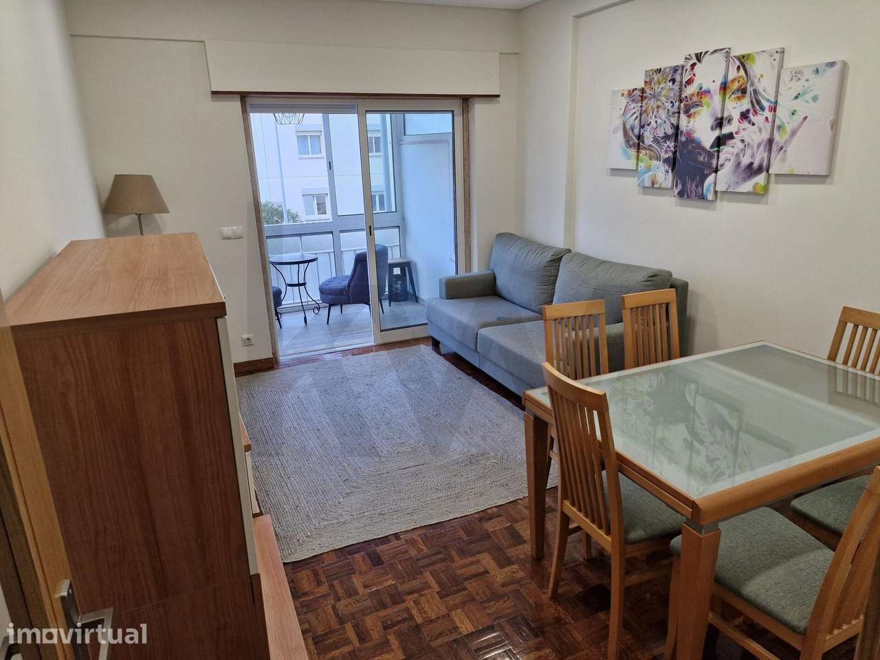 T1 renovado e totalmente mobilado e equipado, muito central no centro - Grande imagem: 2/28