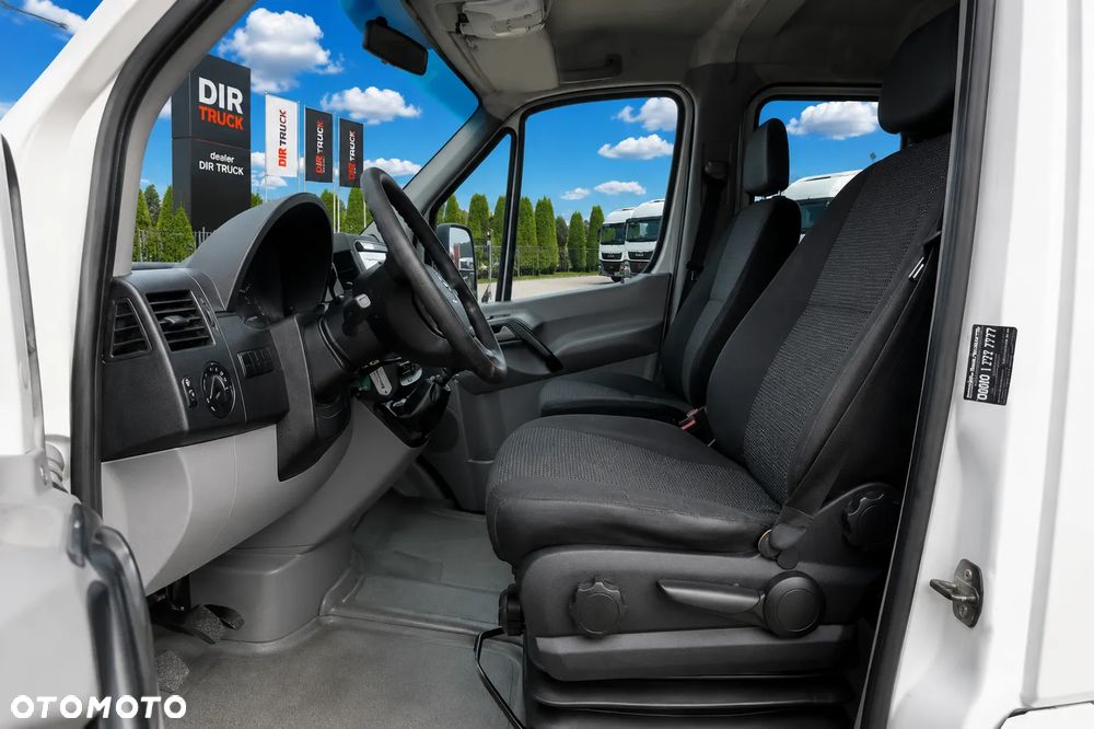 Mercedes-Benz Sprinter - 8