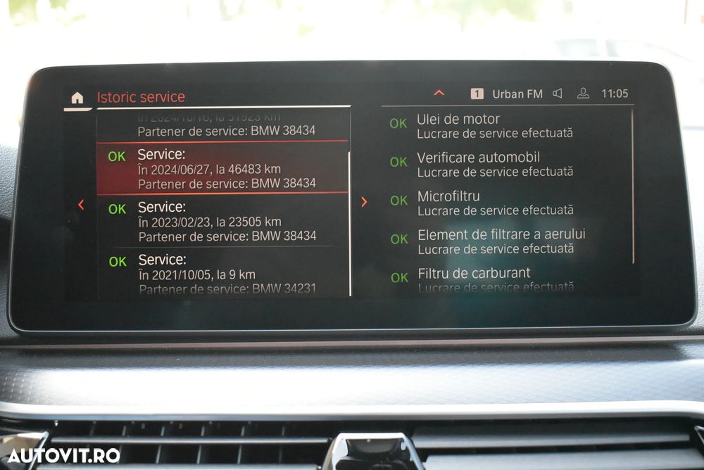 BMW Seria 5 530d xDrive AT MHEV - 27