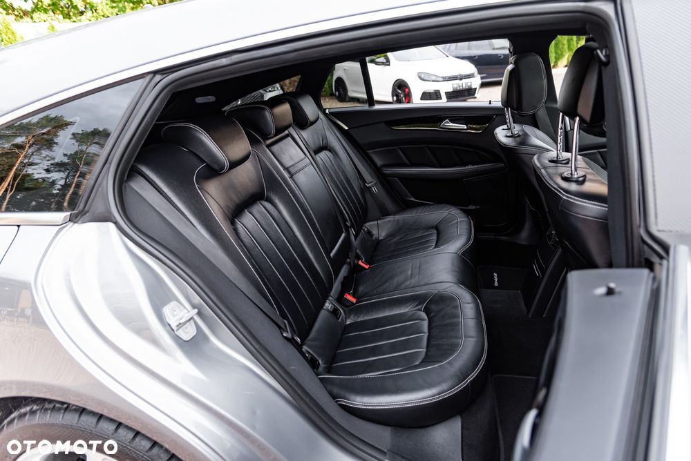 Mercedes-Benz CLS 350 CDI 4Matic 7G-TRONIC - 22