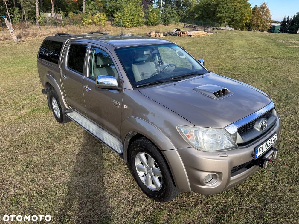Toyota Hilux 2011 photo 2