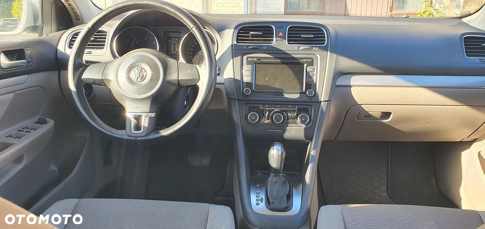 Volkswagen Golf 1.6 TDI BlueMot Trendline DSG - 35