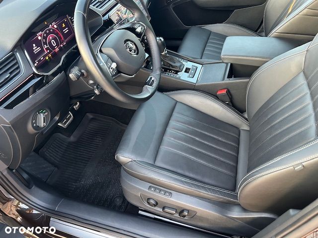 Skoda Superb 2.0 TDI SCR L&K DSG - 9