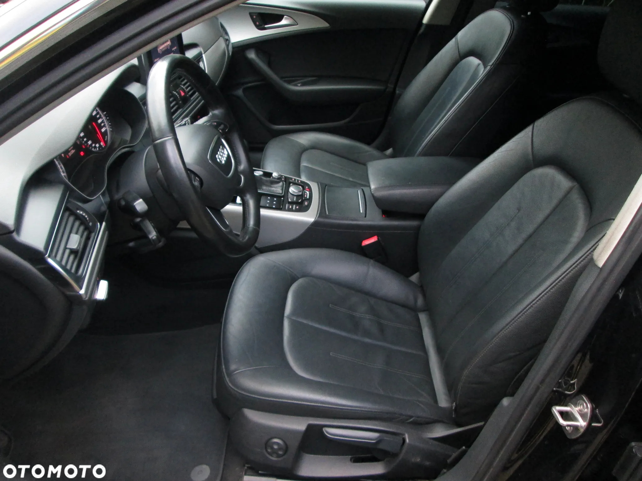 Audi A6 Avant - 14