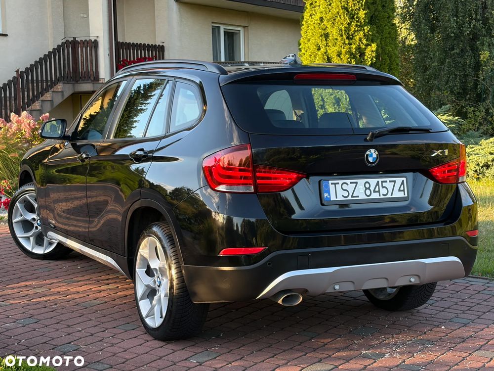 BMW X1 xDrive18d xLine - 14