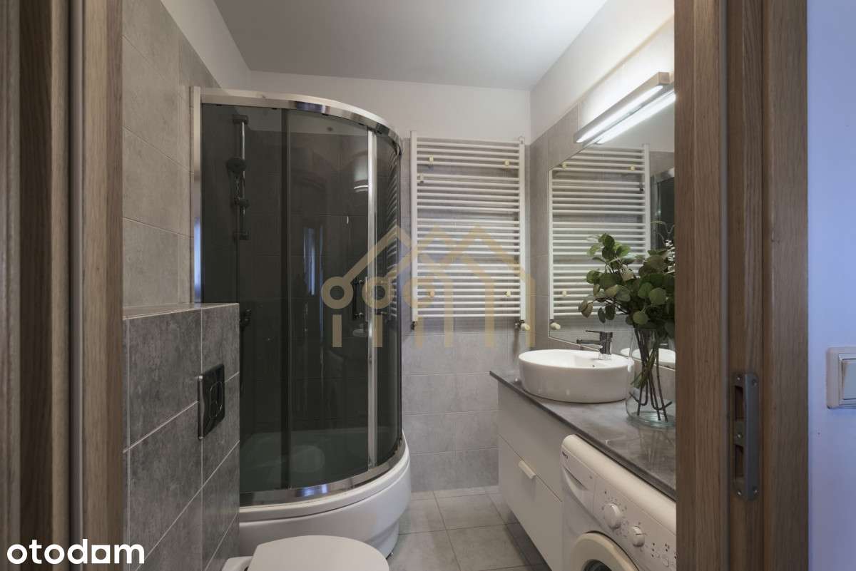42 m²| 2 pokoje plus kuchnia| widok na Warszawę