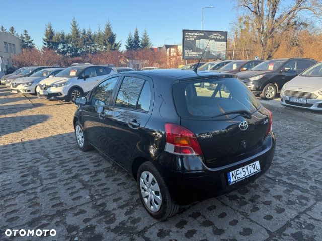 Toyota Yaris - 6