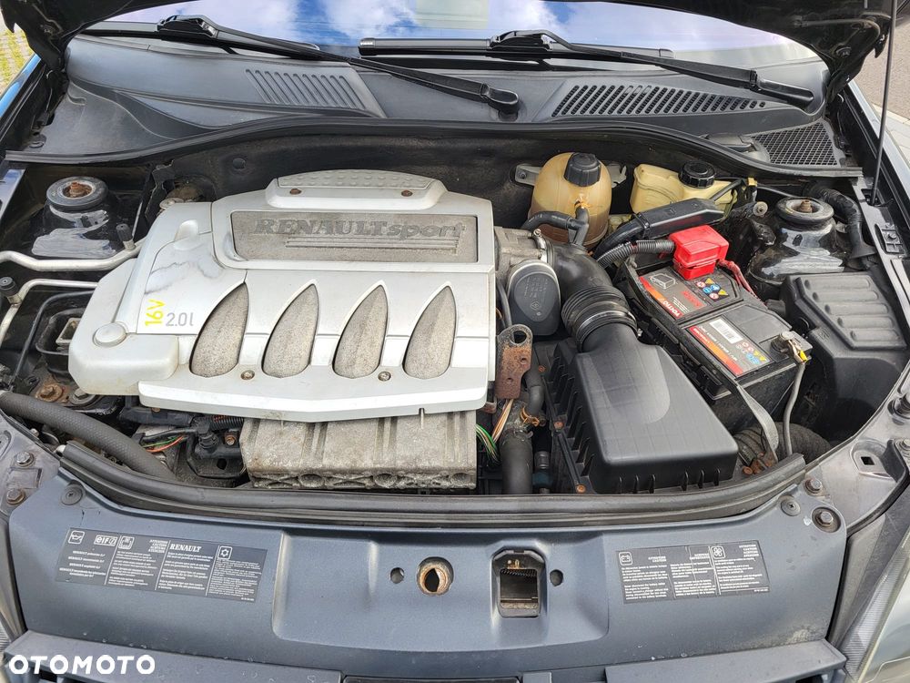 Renault Clio 2.0 16V Sport - 8
