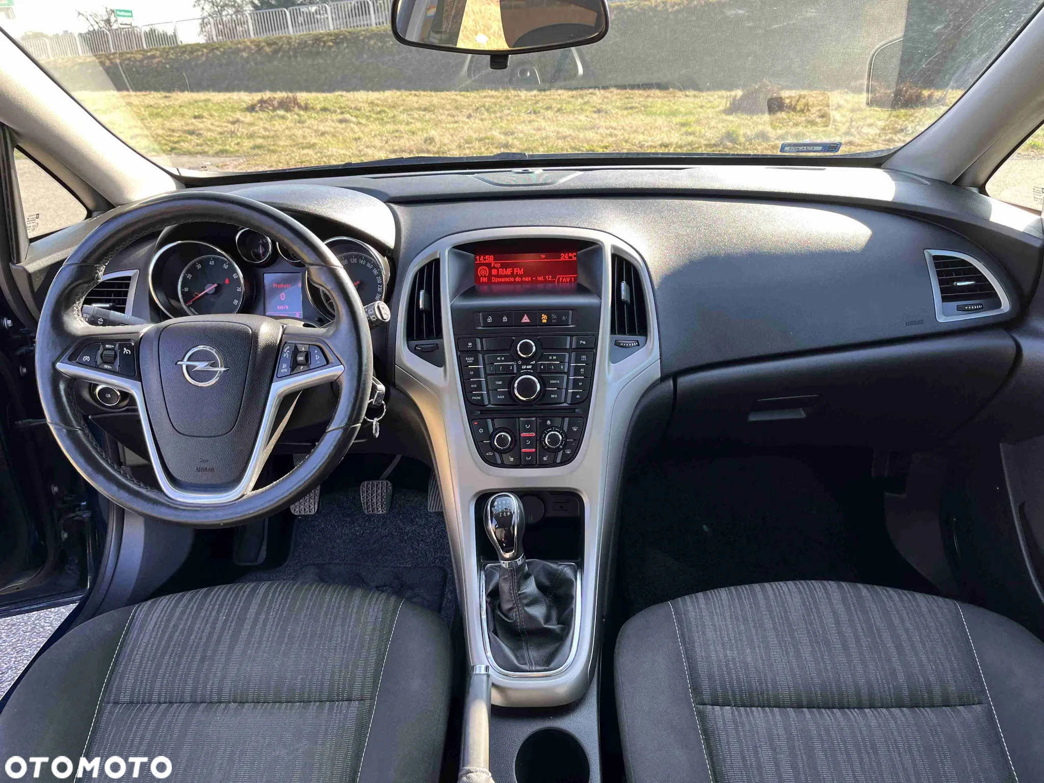 Opel Astra IV 1.4 T Cosmo - 11