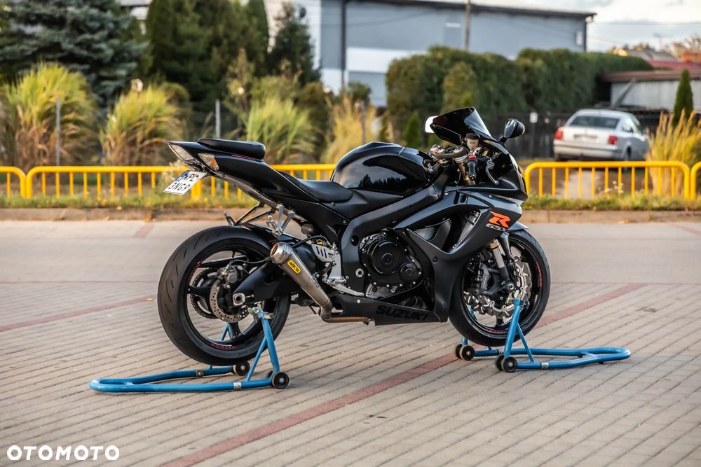 Suzuki GSX-R - 7