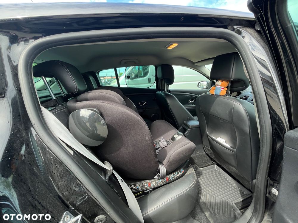 Renault Megane ENERGY dCi 110 Start & Stop Bose Edition - 31