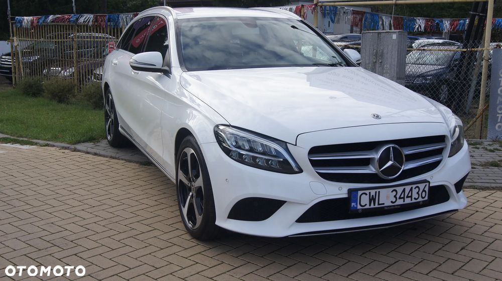 Mercedes-Benz Klasa C 220 d T 9G-TRONIC AMG Line - 3