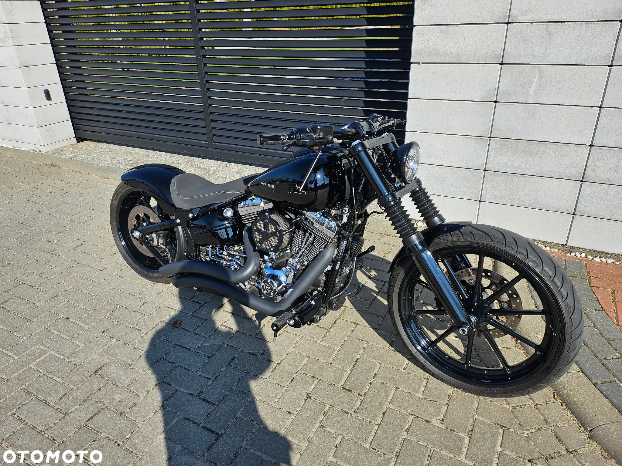 Harley-Davidson Softail Breakout - 2