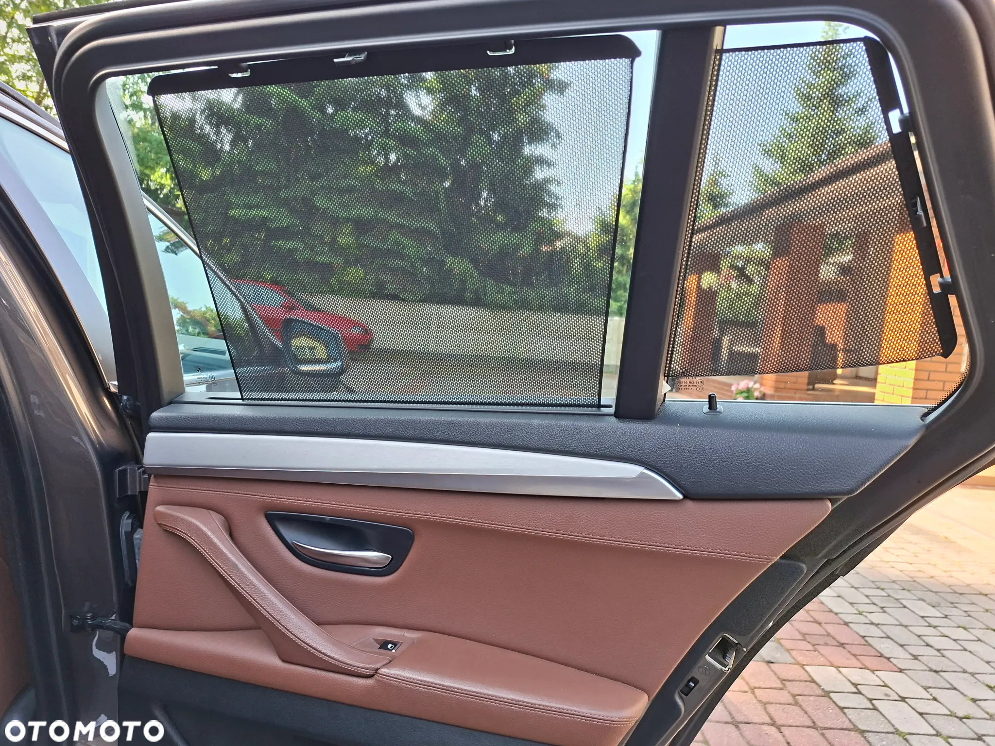 BMW Seria 5 520d Touring - 13