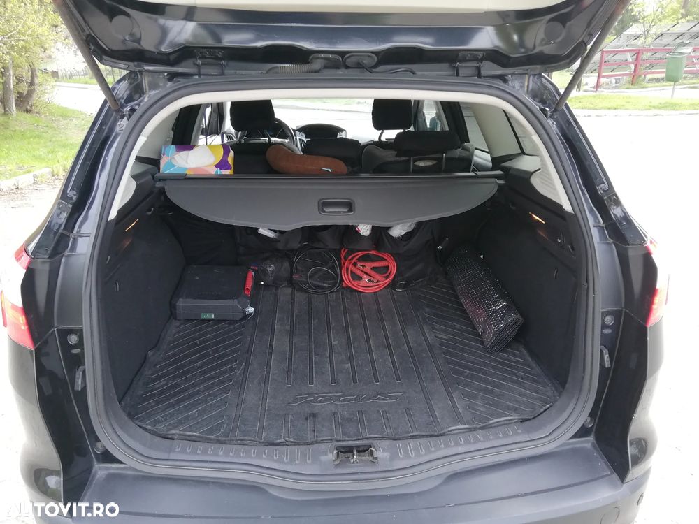 Ford Focus 1.6 TDCI 90 CP Trend - 11