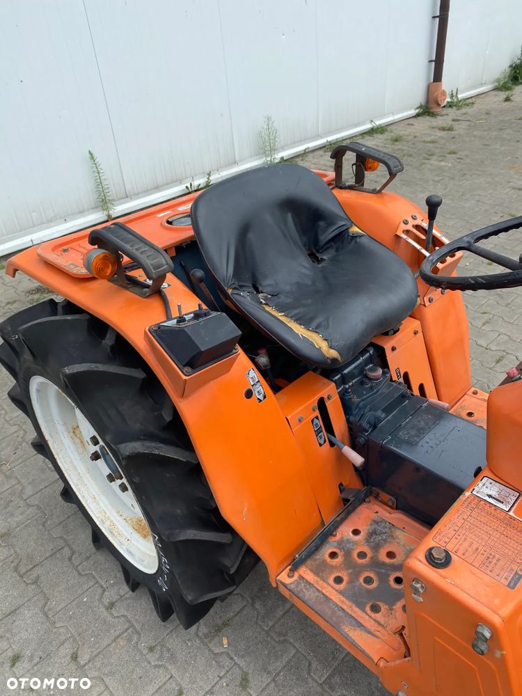 Kubota B1702-M - 3