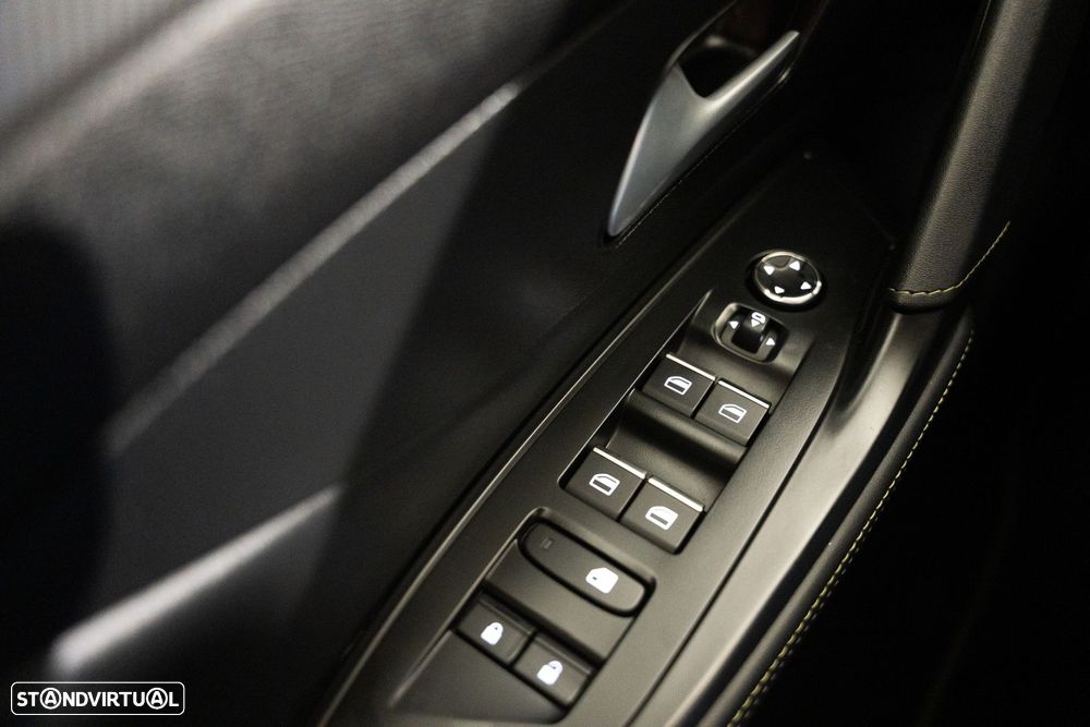 Peugeot 308 1.2 PureTech GT Pack EAT8 - 17