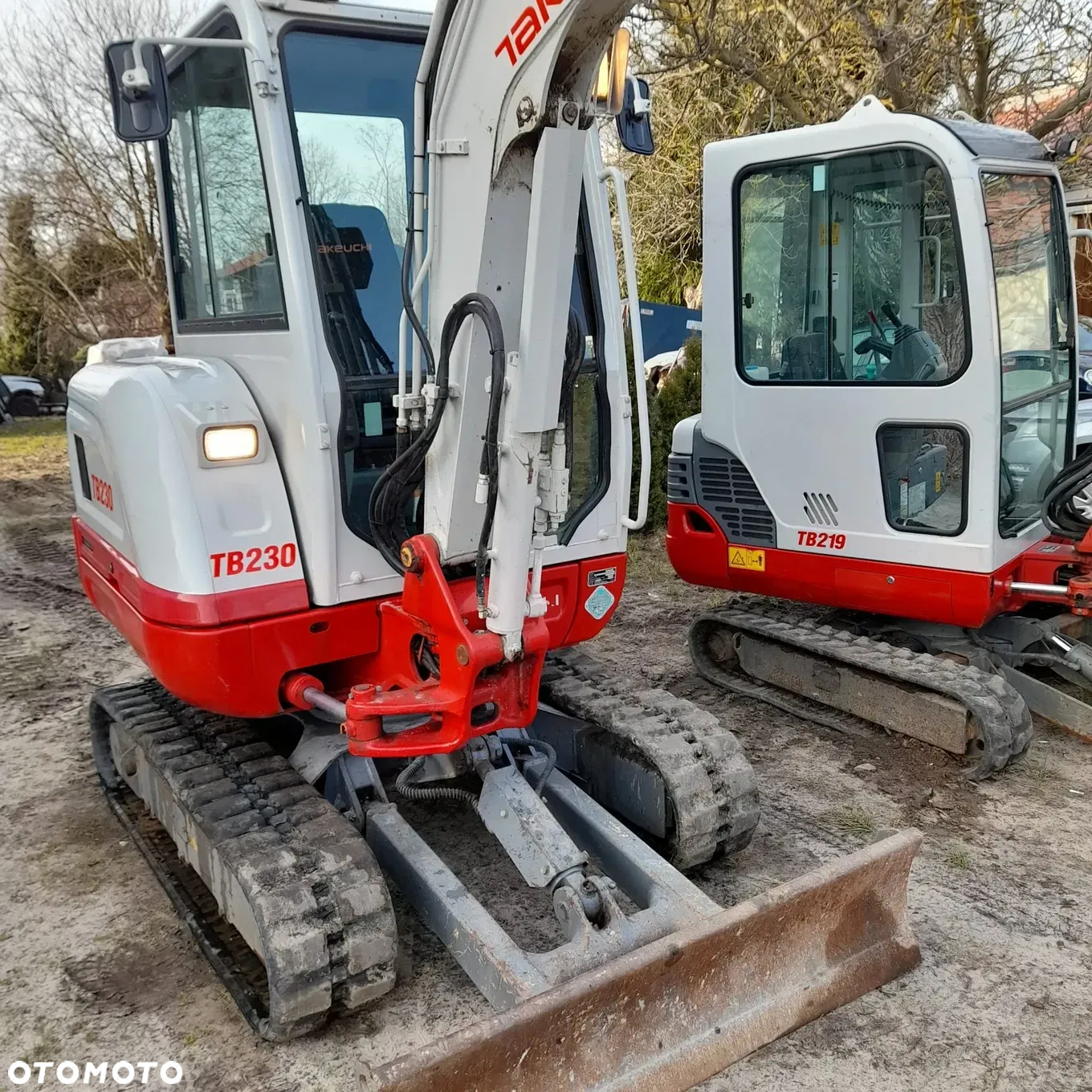 Takeuchi TB240 - 25