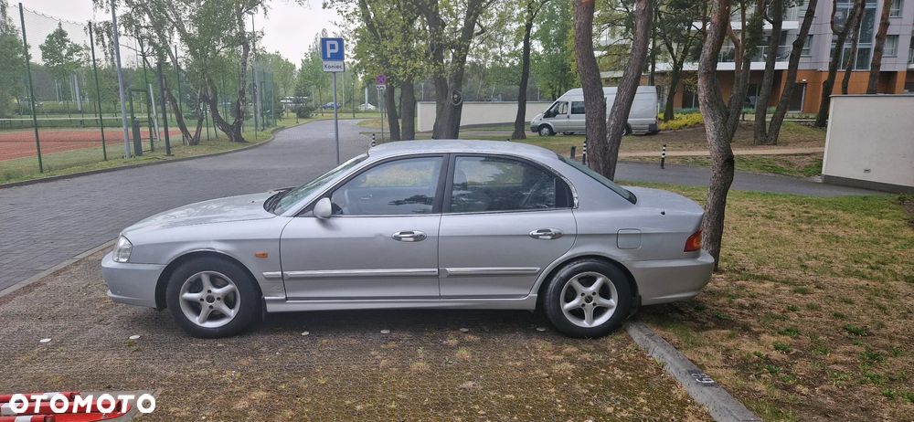 Kia Magentis 2.5 V6 SE - 3