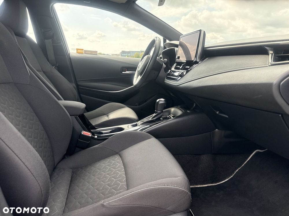 Toyota Corolla 1.8 Hybrid Comfort - 9