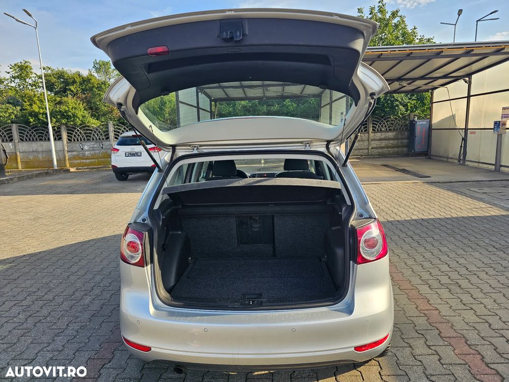 Volkswagen Golf Plus 1.6 TDI DPF Comfortline - 9