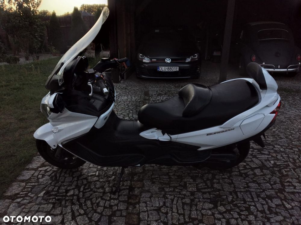 Suzuki Burgman - 9
