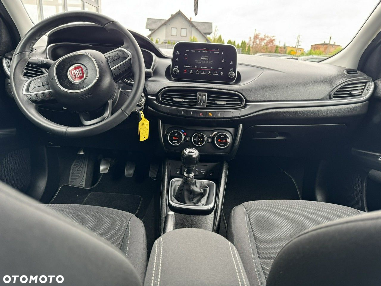 Fiat Tipo - 12