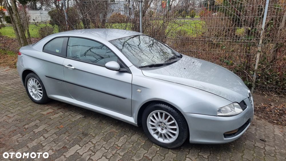 Alfa Romeo GT 2.0JTS Progression - 4