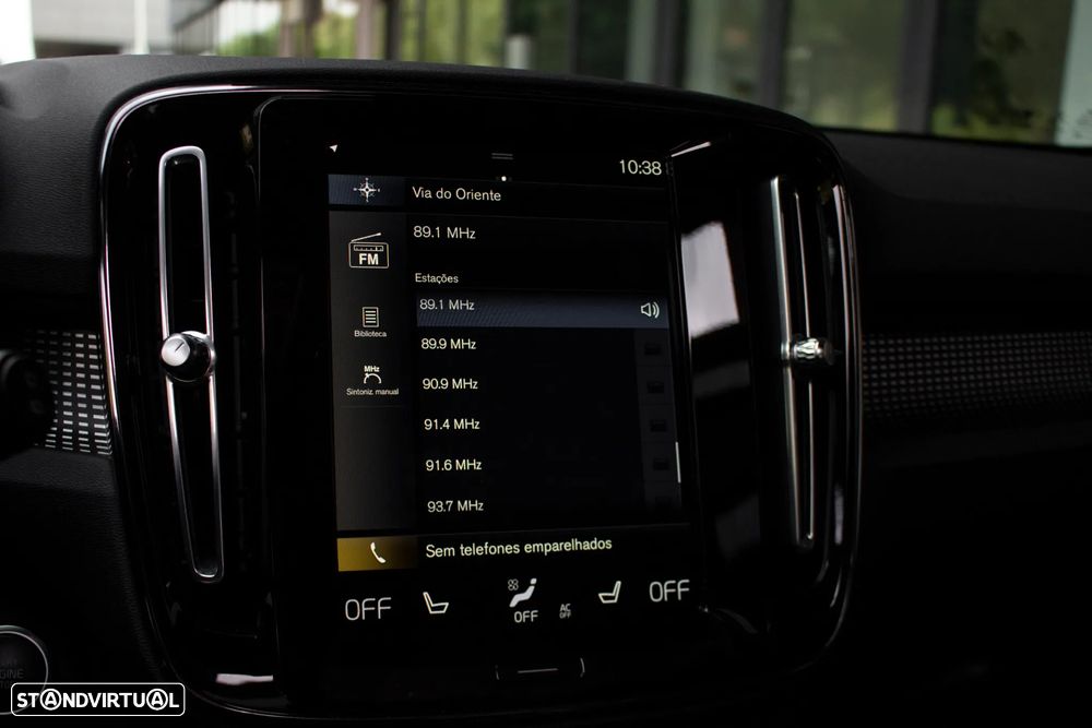 Volvo XC 40 T3 Momentum - 33