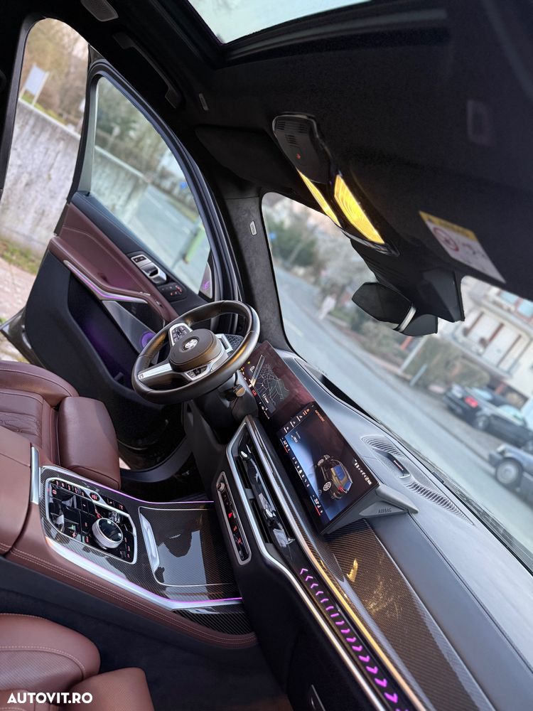 BMW X7 xDrive40d - 11