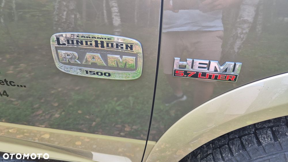 Dodge RAM 5.7 4x4 - 12