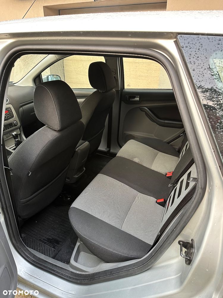 Ford Focus - 12